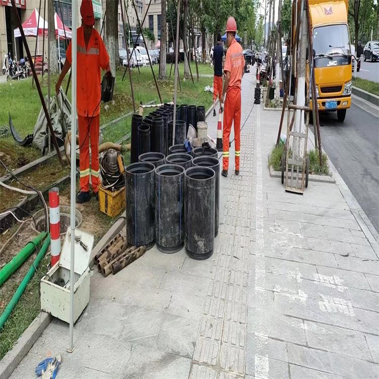 华南热作学院管道短管置换修复